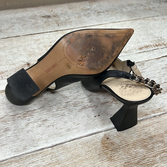 Vince Camuto Sirnicki Closed Toe Sling Back Heel - Picture 4 of 5